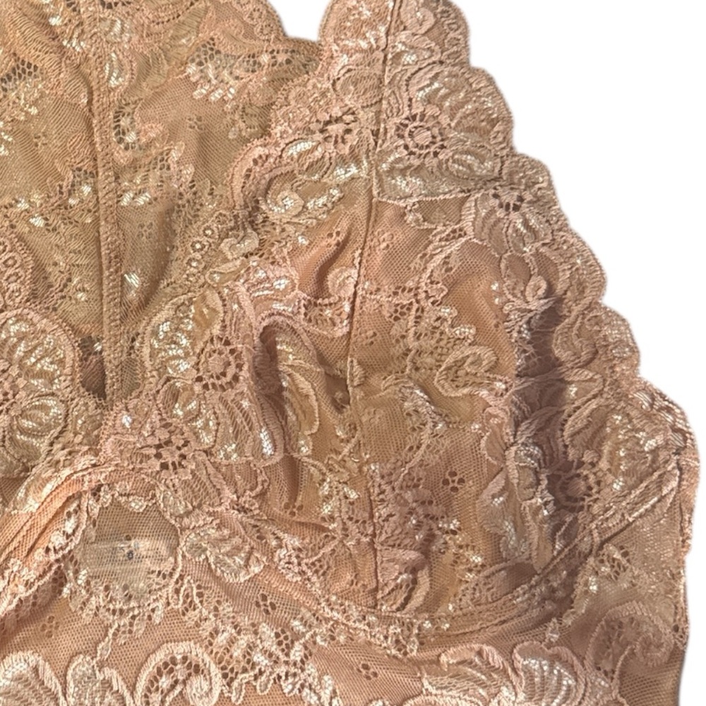 BKE Floral Lace Bralette in Tan - Picture 8 of 9